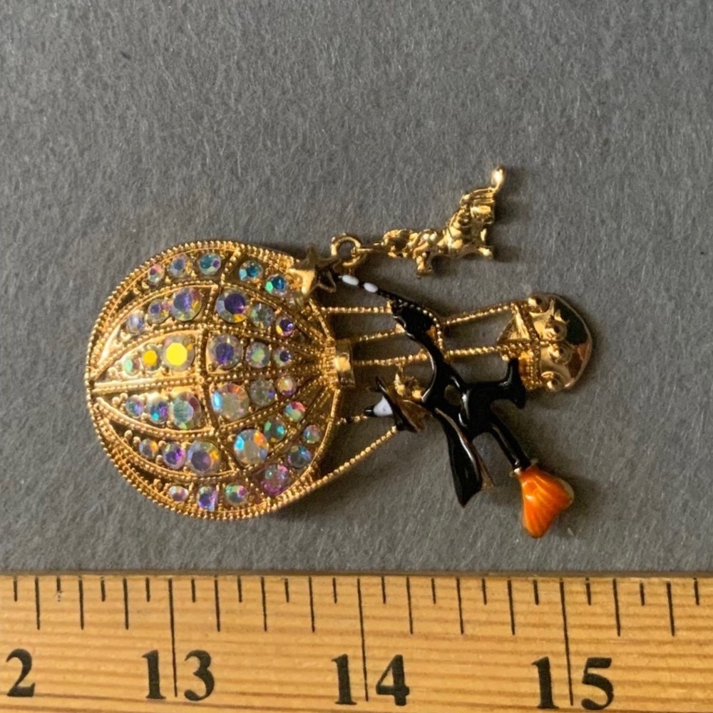Gold Hot Air Balloon Witch Brooch and her Little Dog Too - Picture 3 of 5